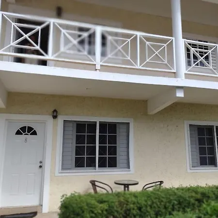 Club Caribbean Apartments